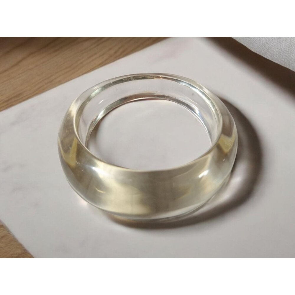 Vintage Lucite Bangle, 1950's Chunky Bracelet, Clear Retro Fashion Jewelry - Picture 9 of 9